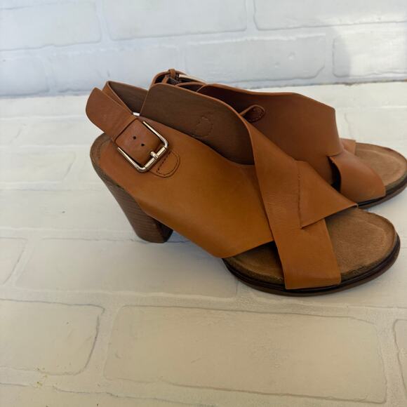 SOFFT Women's Cambry Brown Leather Block Heel Cross over Sandals sz 8.5 - Picture 4 of 7